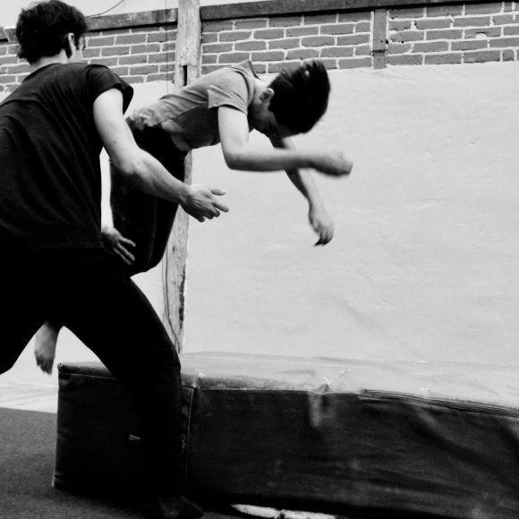 Cours enfant/Ados – PARKOUR ACROBATIQUE